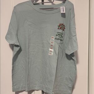 Old Navy Women’s Graphic T-Shirt NWT